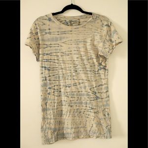 grey/tan & blue tie dye tee